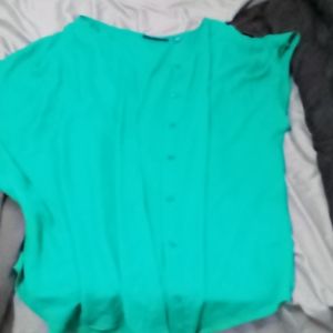 Nice dressy tank top bright green